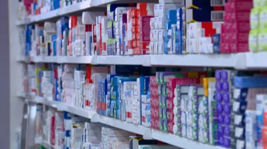 Supermercados vão poder vender remédios; entenda o que muda com a nova lei
